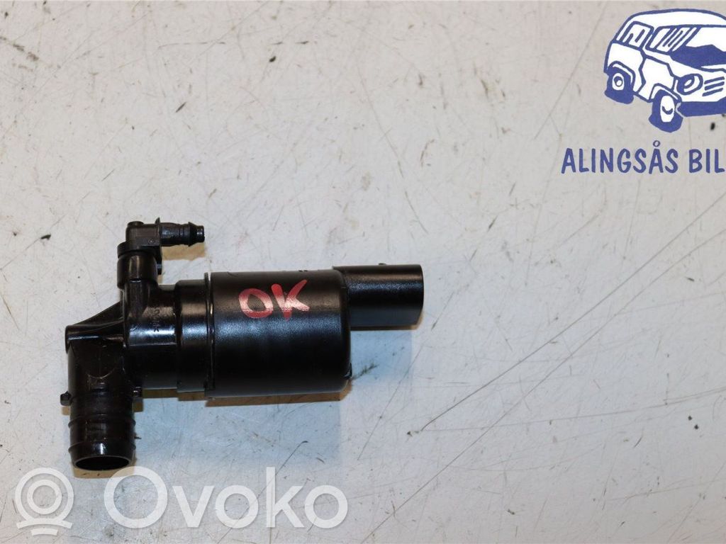 Volvo S60 Pompa spryskiwacza szyby przedniej / czołowej 
