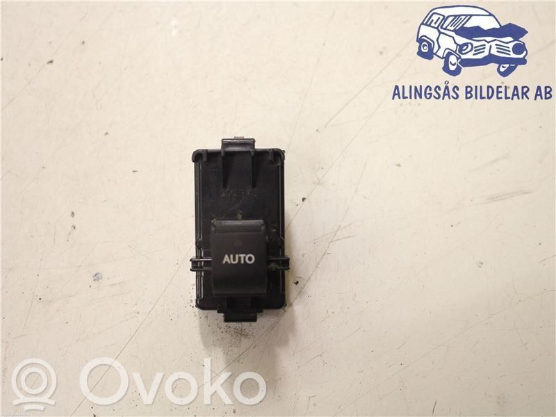 Lexus IS 220D-250-350 Przyciski szyb 