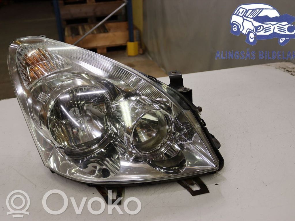 Toyota Corolla Verso E121 Scheinwerfer 