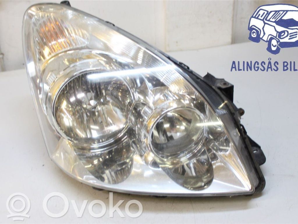 Toyota Corolla Verso AR10 Scheinwerfer 