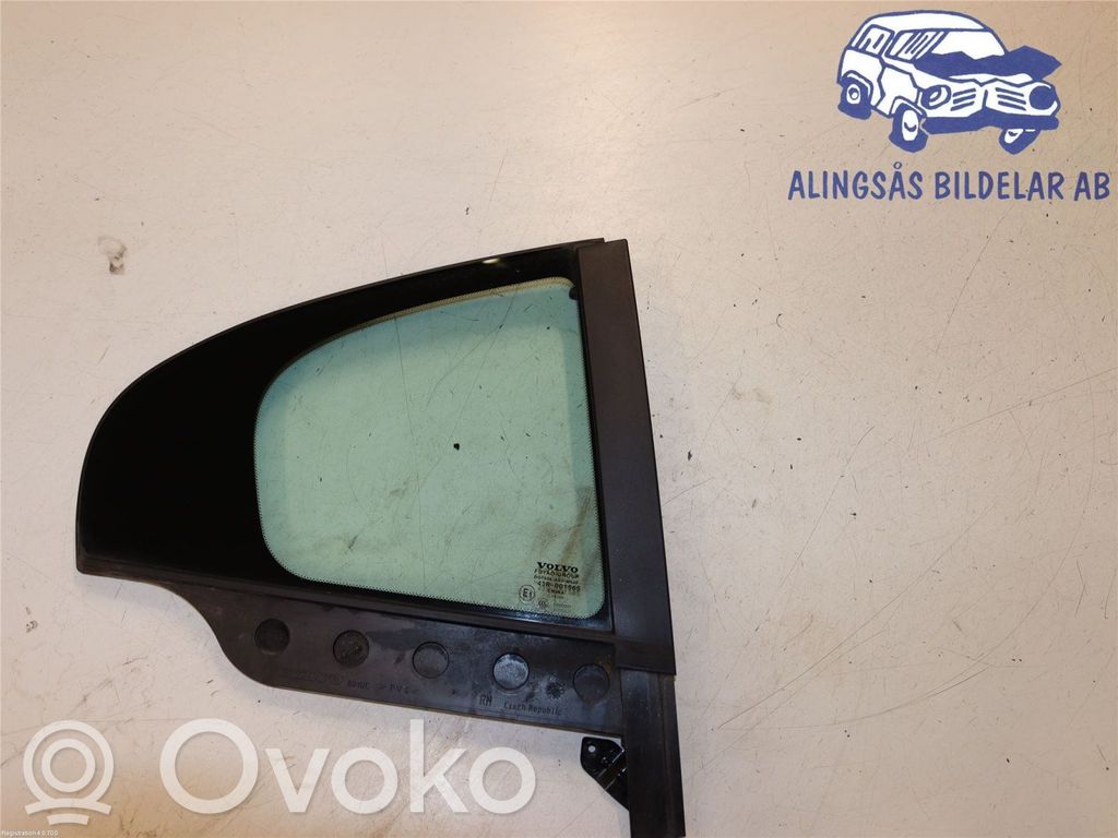 Volvo S60 Ventanilla de ventilación de la puerta trasera 