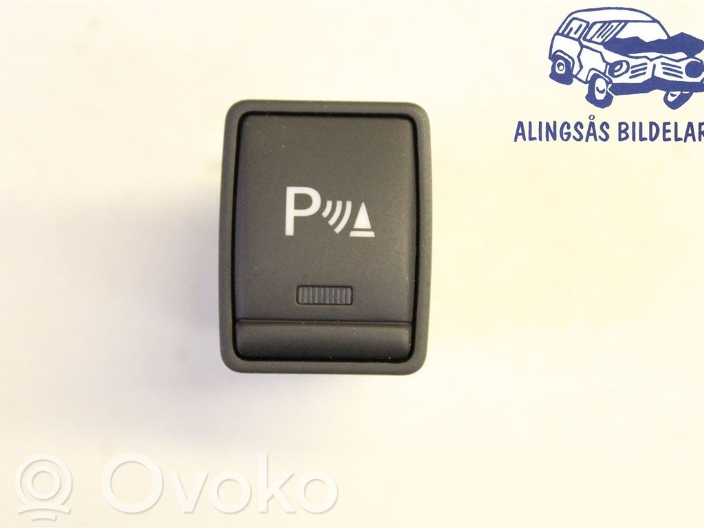 Nissan Qashqai Parking (PDC) sensor switch 