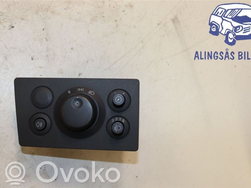 Opel Zafira B Light switch 