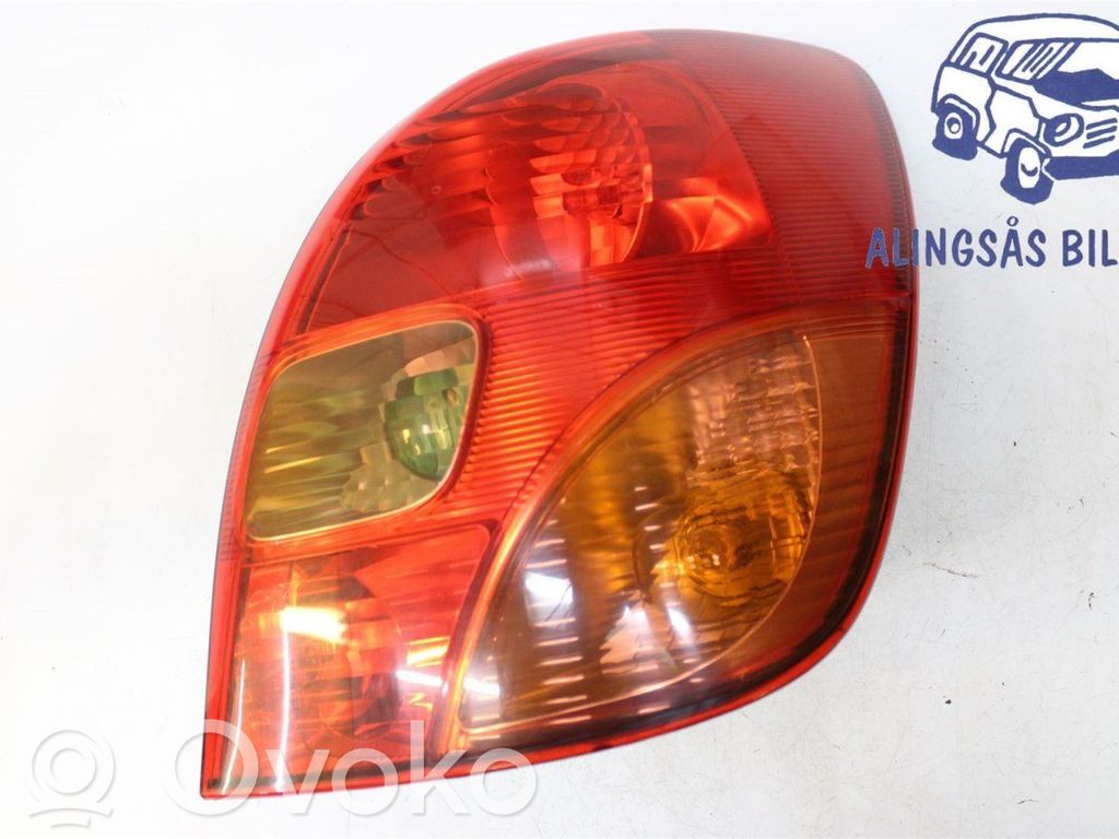 Toyota Corolla Verso E121 Takavalot 