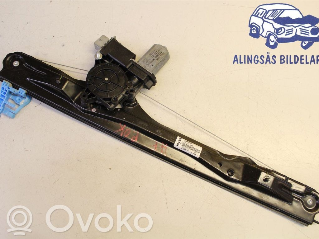 Opel Combo D Front door window regulator with motor 