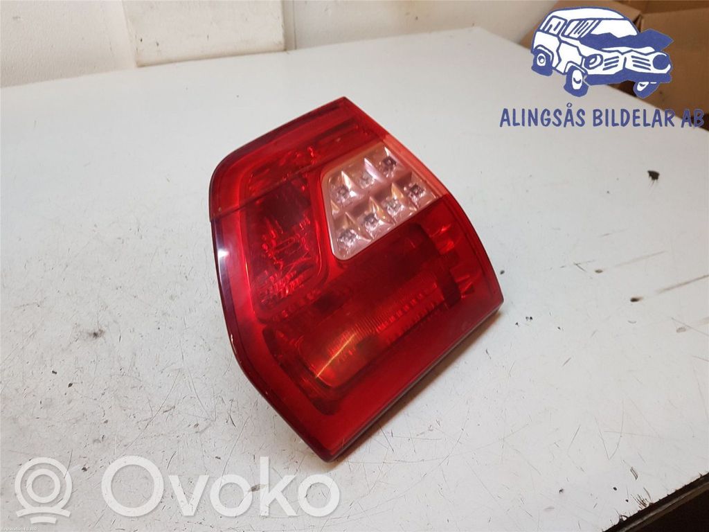 Citroen C5 Galinis žibintas dangtyje 