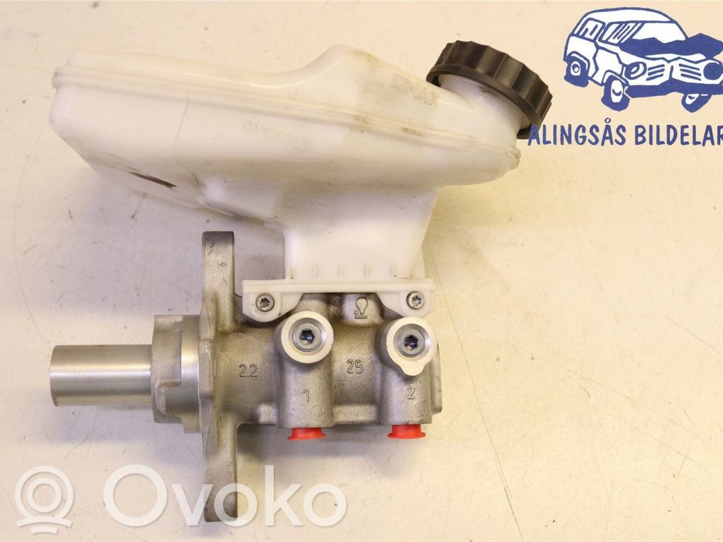 Peugeot 3008 II Główny cylinder hamulca 