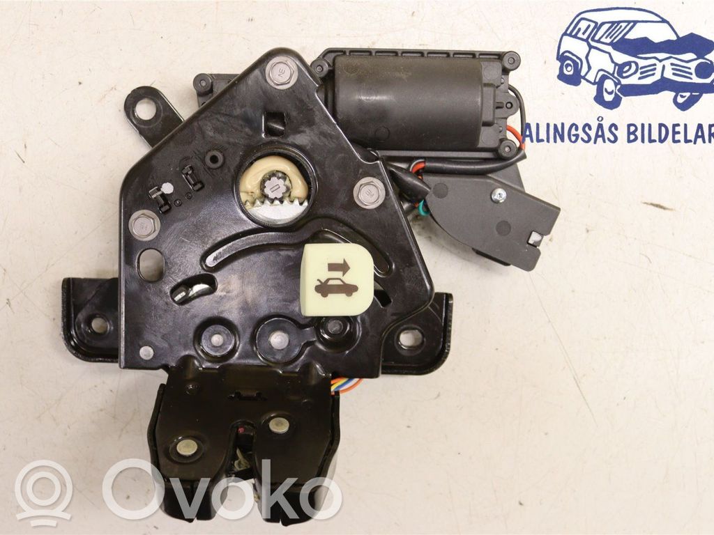 Aizmugurējā pārsega slēdzene   150060400B,150060400B