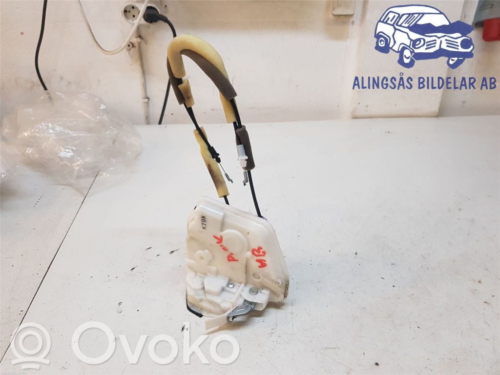 Mazda 3 III Rear door lock 