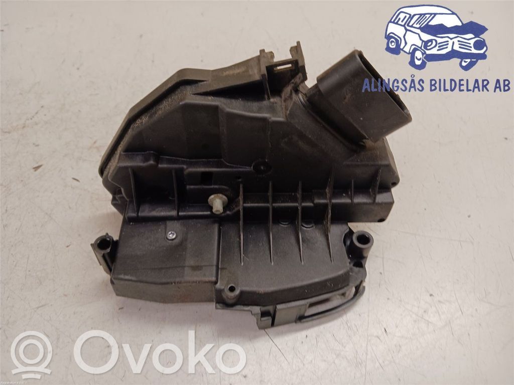 Ford Mondeo MK V Front door lock 