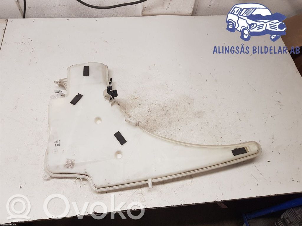 BMW 3 E90 E91 Logu šķidruma tvertne 