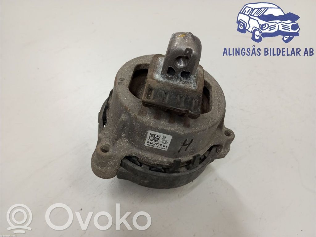 BMW 5 G30 G31 G38 Engine mounting bracket 