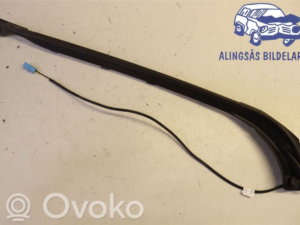 Volkswagen PASSAT B8 Tailgate trim 