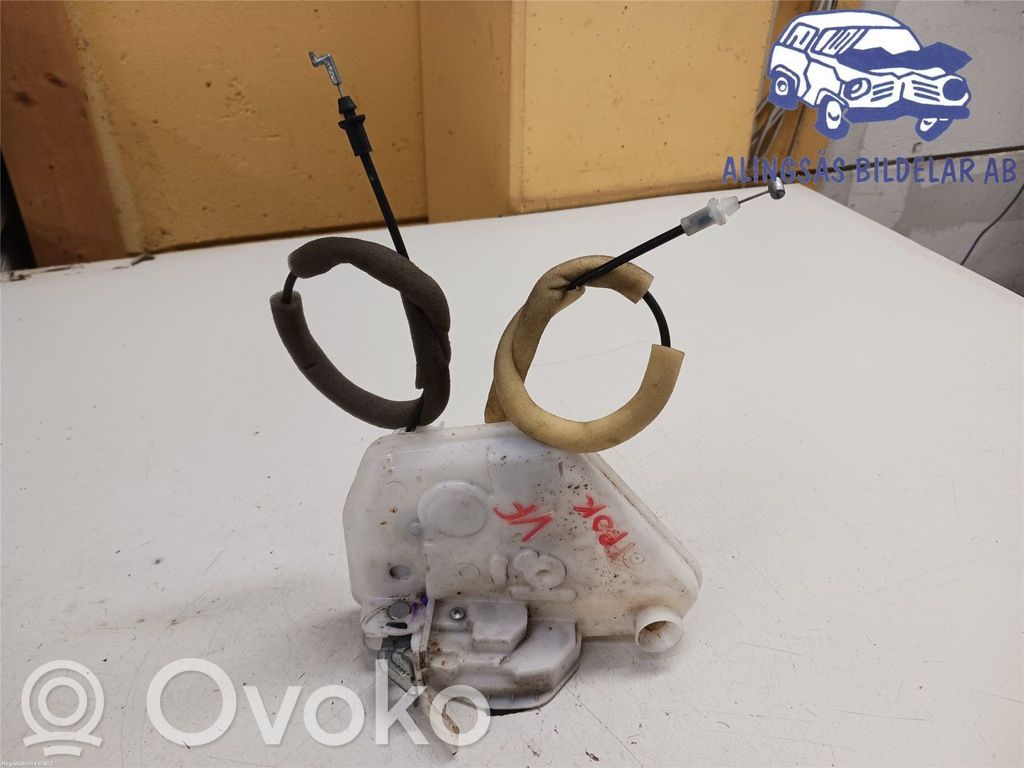 Front door lock   DA6C59310