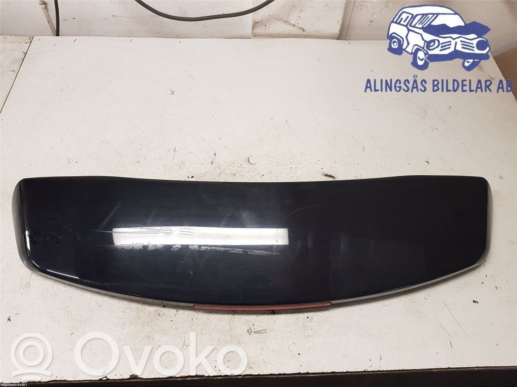 Tailgate/trunk spoiler