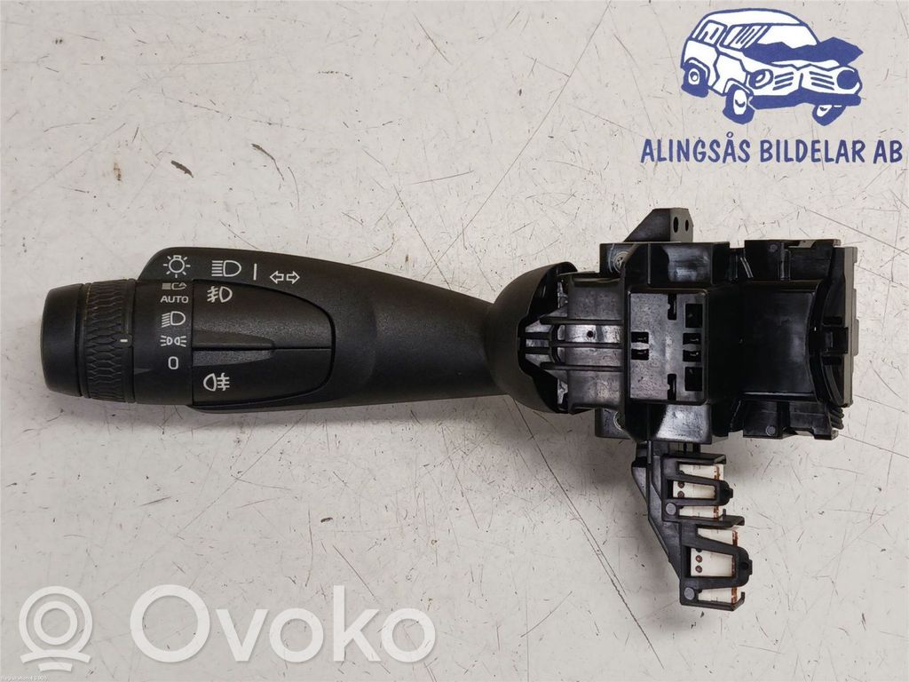 Volvo XC40 Palanca de intermitentes 