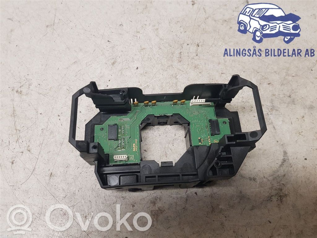 Jaguar XE Wiper turn signal indicator stalk/switch 