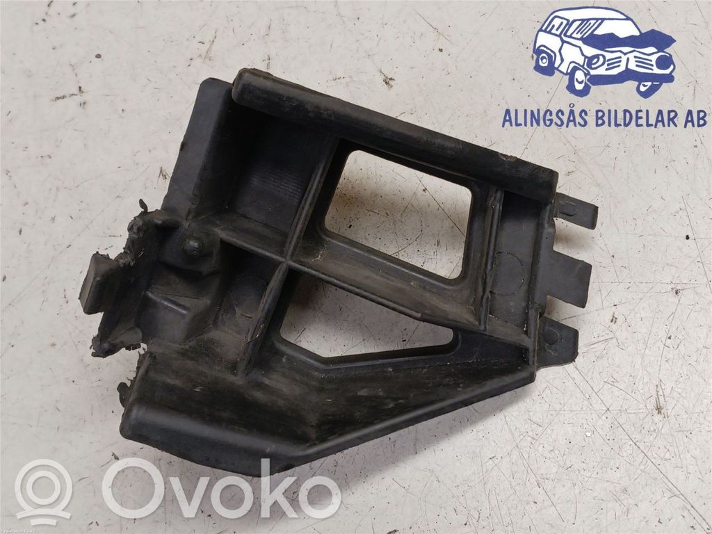 Front bumper mounting bracket   D65150151,D65150151,D65150151