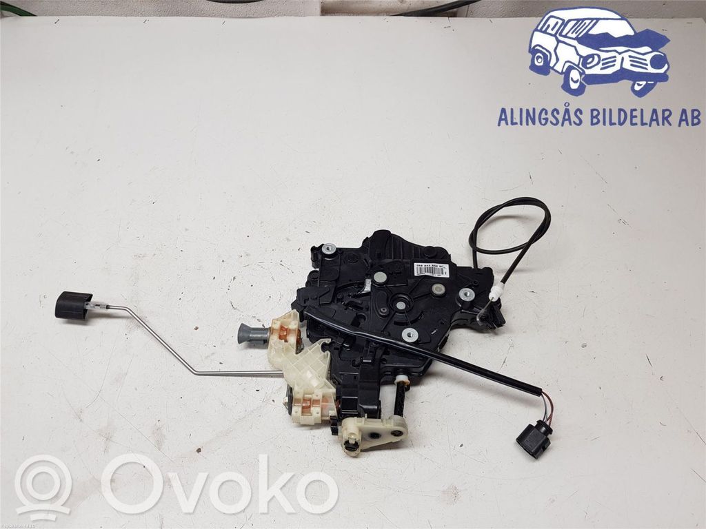 Volkswagen Caddy Rear door lock 