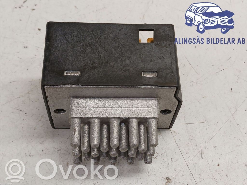 Lämpöpuhaltimen moottorin vastus   D608TKFAA01,D608TKFAA01,D608TKFAA01