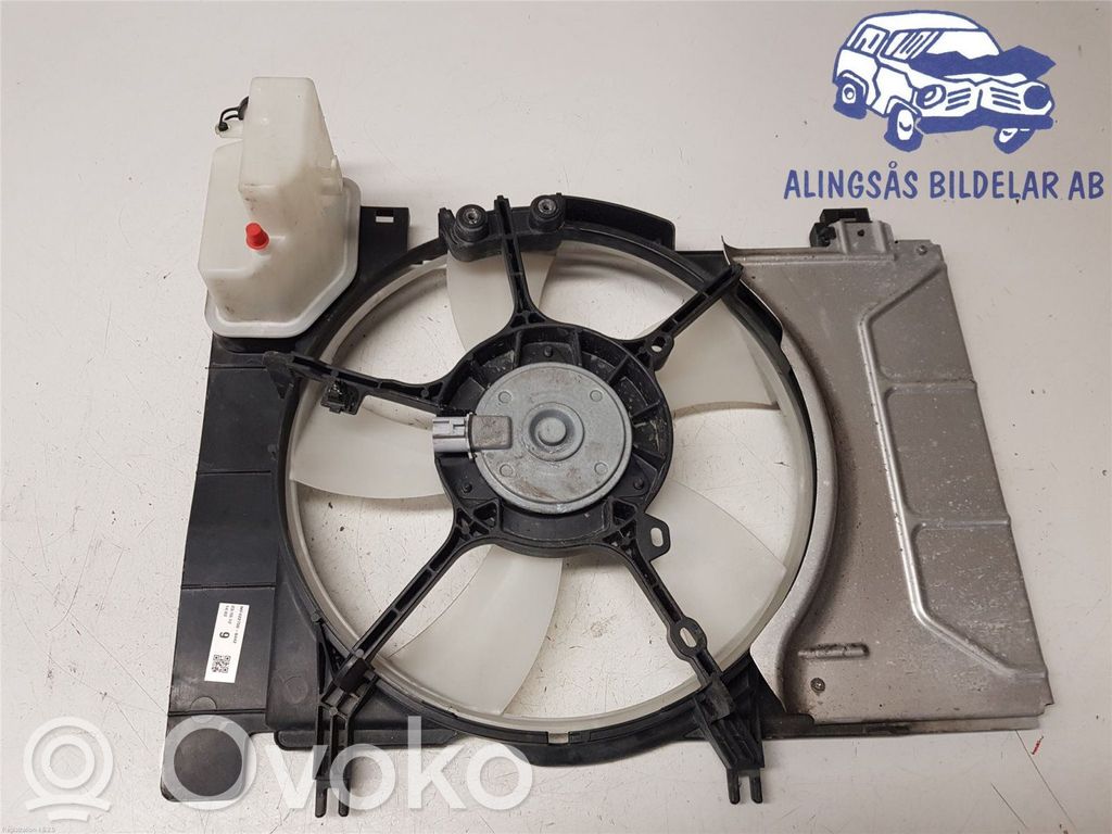Toyota Yaris Elektryczny wentylator chłodnicy 