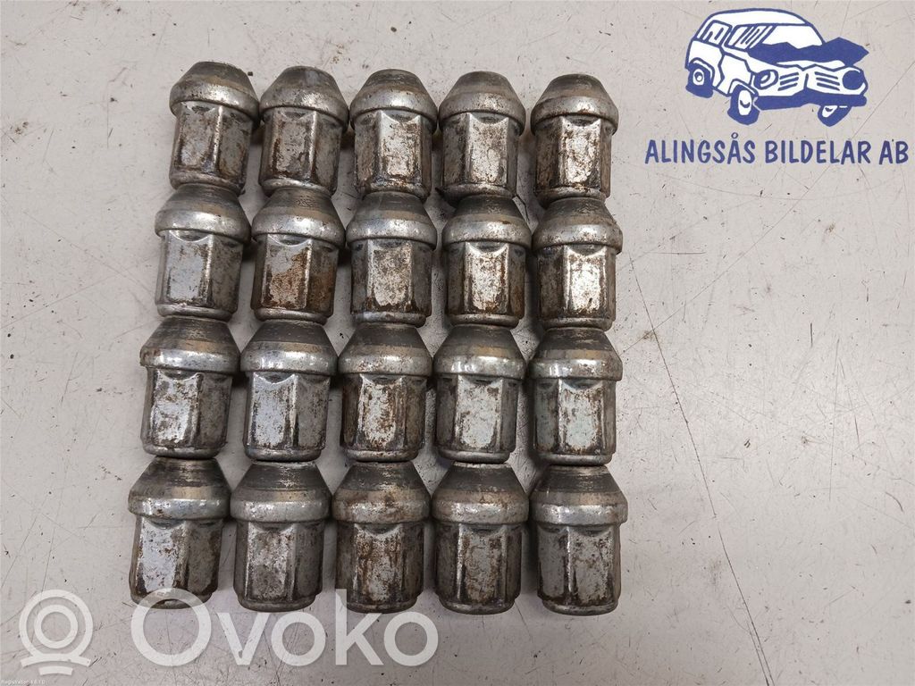 Mitsubishi ASX Tuercas/tornillos 