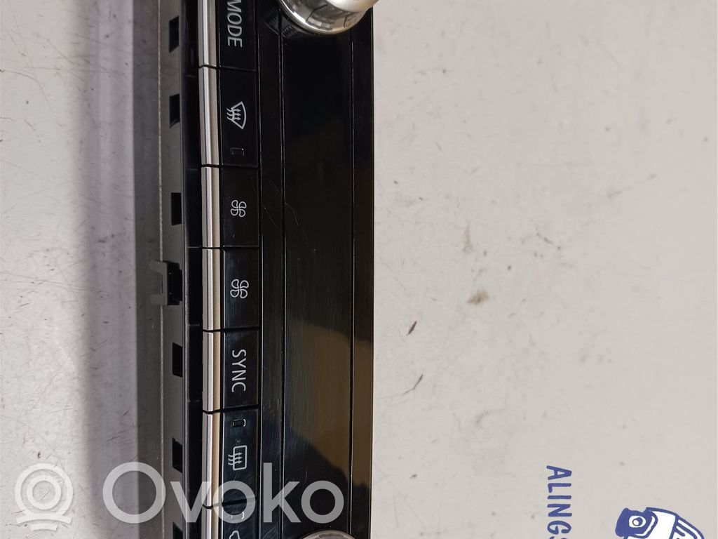 Mitsubishi Eclipse Cross Climate control unit 