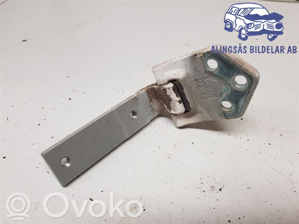Volkswagen Caddy Rear door upper hinge 