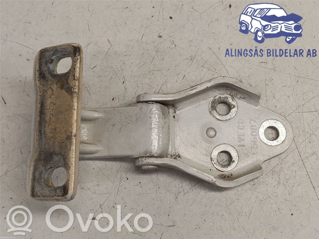 Iveco Daily 6th gen Front door upper hinge 