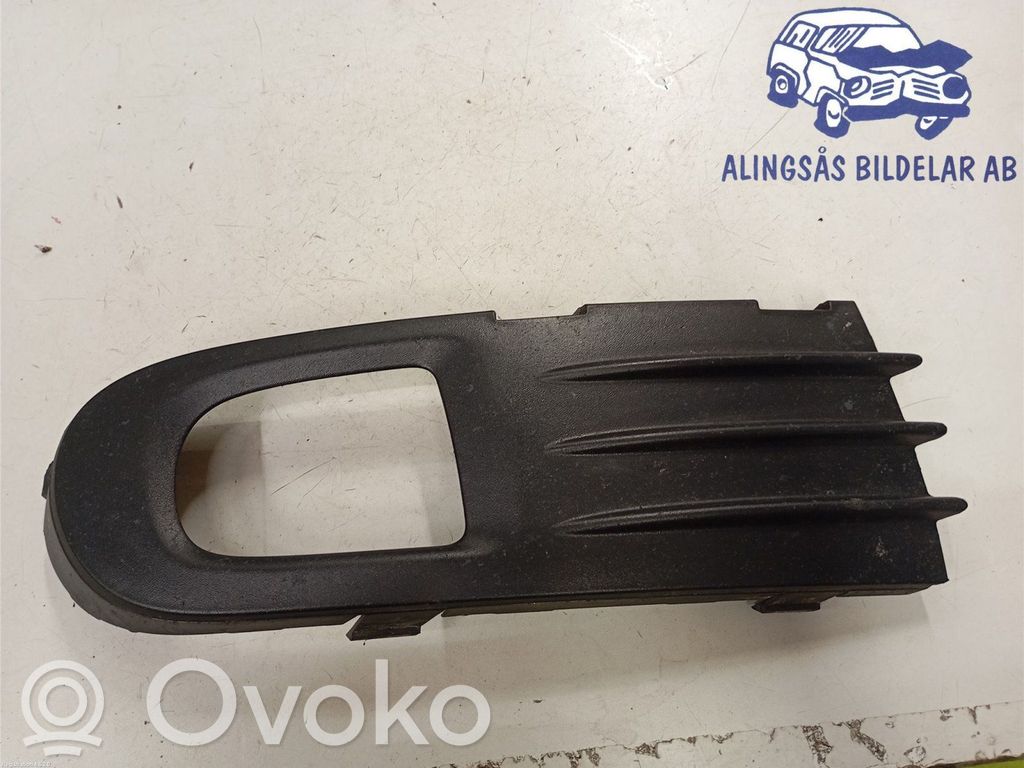 Volvo S40 Etusumuvalon ritilä 