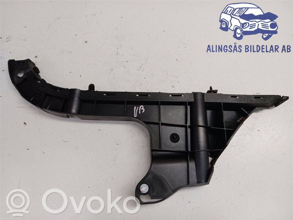 Volvo V70 Soporte de montaje del parachoques trasero 