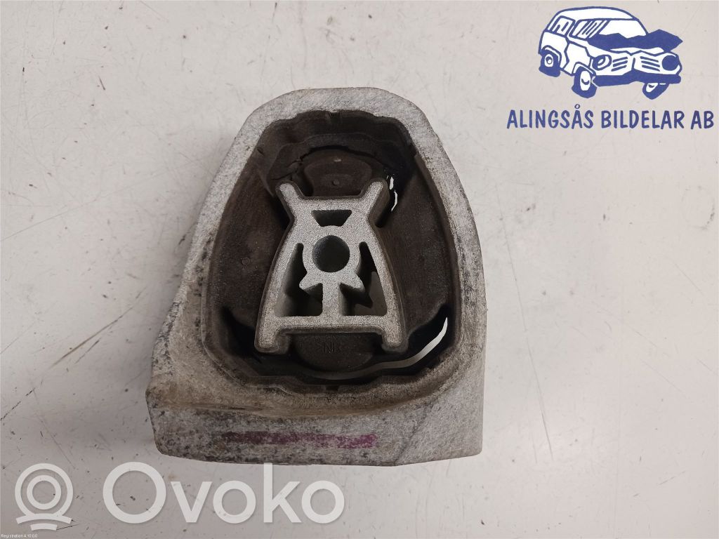 Engine mount bracket   31480564,31480564,31480564