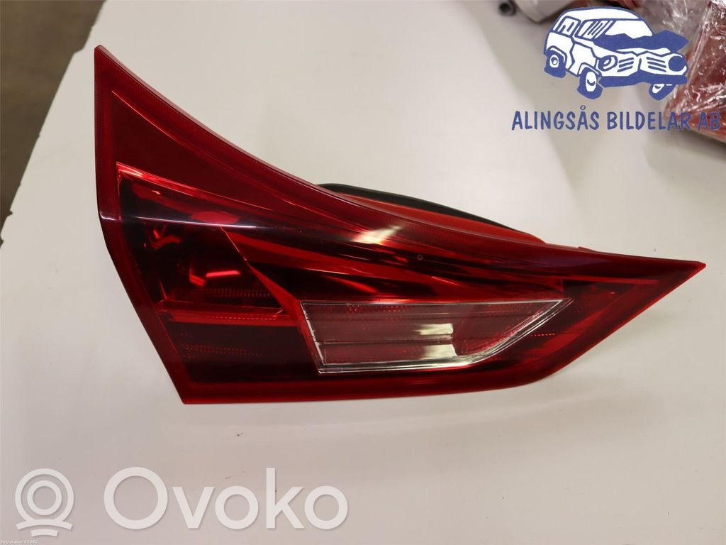 Toyota Auris E180 Takaluukun takavalot 