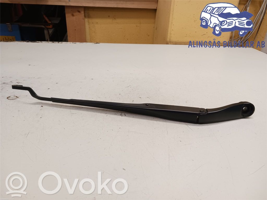 KIA Ceed Front wiper blade arm 