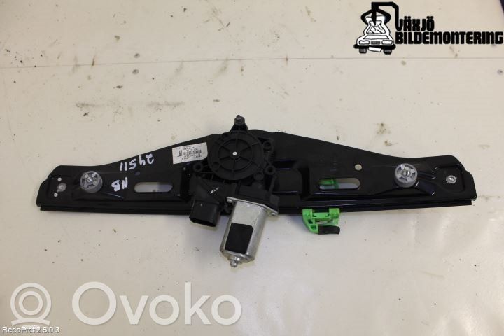 BMW X1 E84 Regulador de puerta trasera con motor 