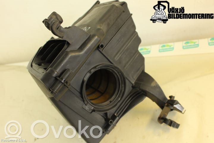 Volvo V50 Air filter box 
