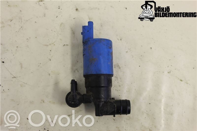 Peugeot 308 Windscreen/windshield washer pump 