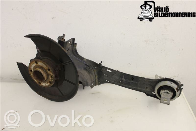 Volvo V70 Achsschenkel hinten 