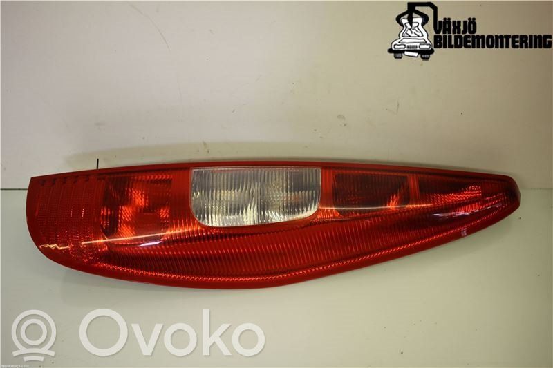 Takavalot   8330A328