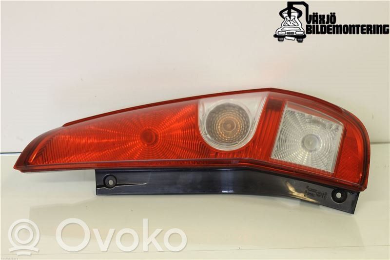 Suzuki Splash Aizmugurējais lukturis virsbūvē 