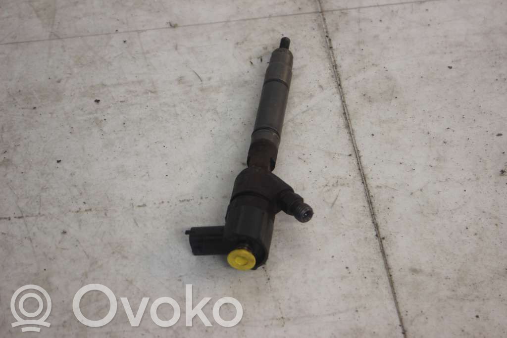 Fuel injector   338002A400,0445110256,338002A400