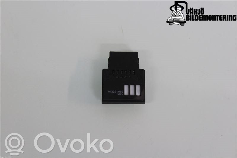Opel Insignia A Interior temperature sensor 