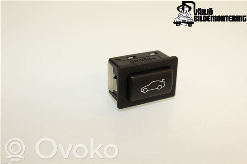 BMW 5 F10 F11 Tailgate/boot open switch button 