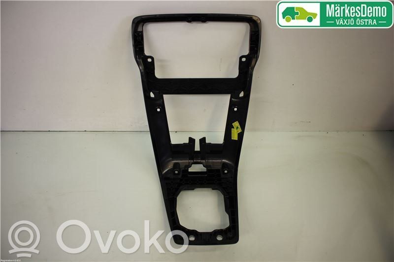 Volvo V40 Cross country Moldura del panel 