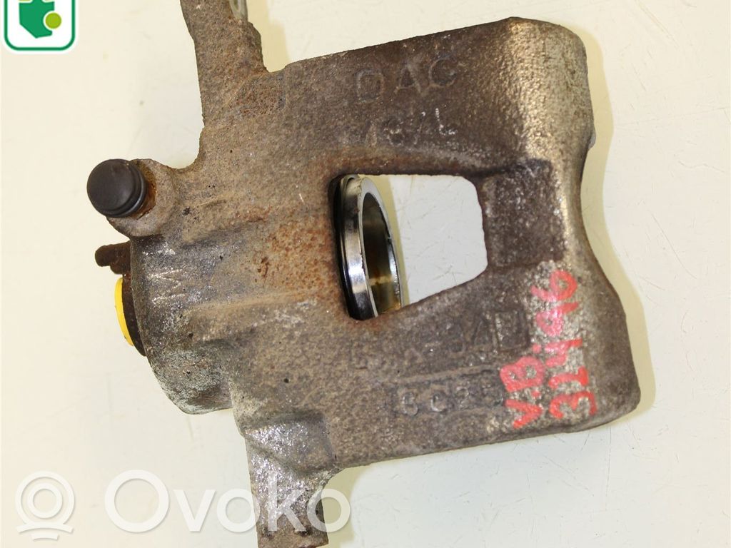 Etujarrusatula   96426039