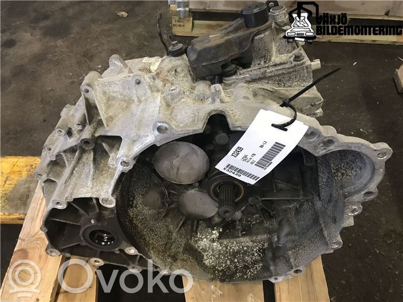 Volvo V70 Scatola del cambio manuale a 6 velocità 
