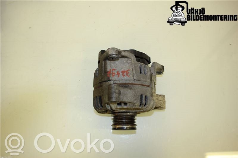 Opel Meriva B Generator/alternator 