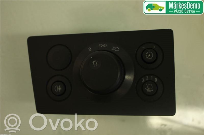 Opel Zafira B Interruptor de luz 