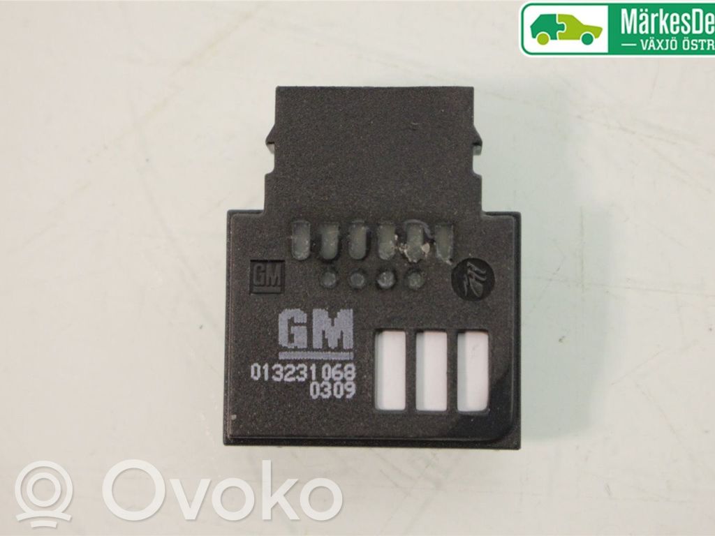 Opel Astra J Interior temperature sensor 