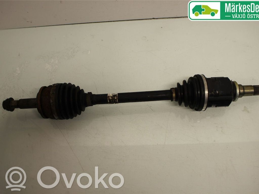 Toyota Auris E180 Eje de transmisión delantero 